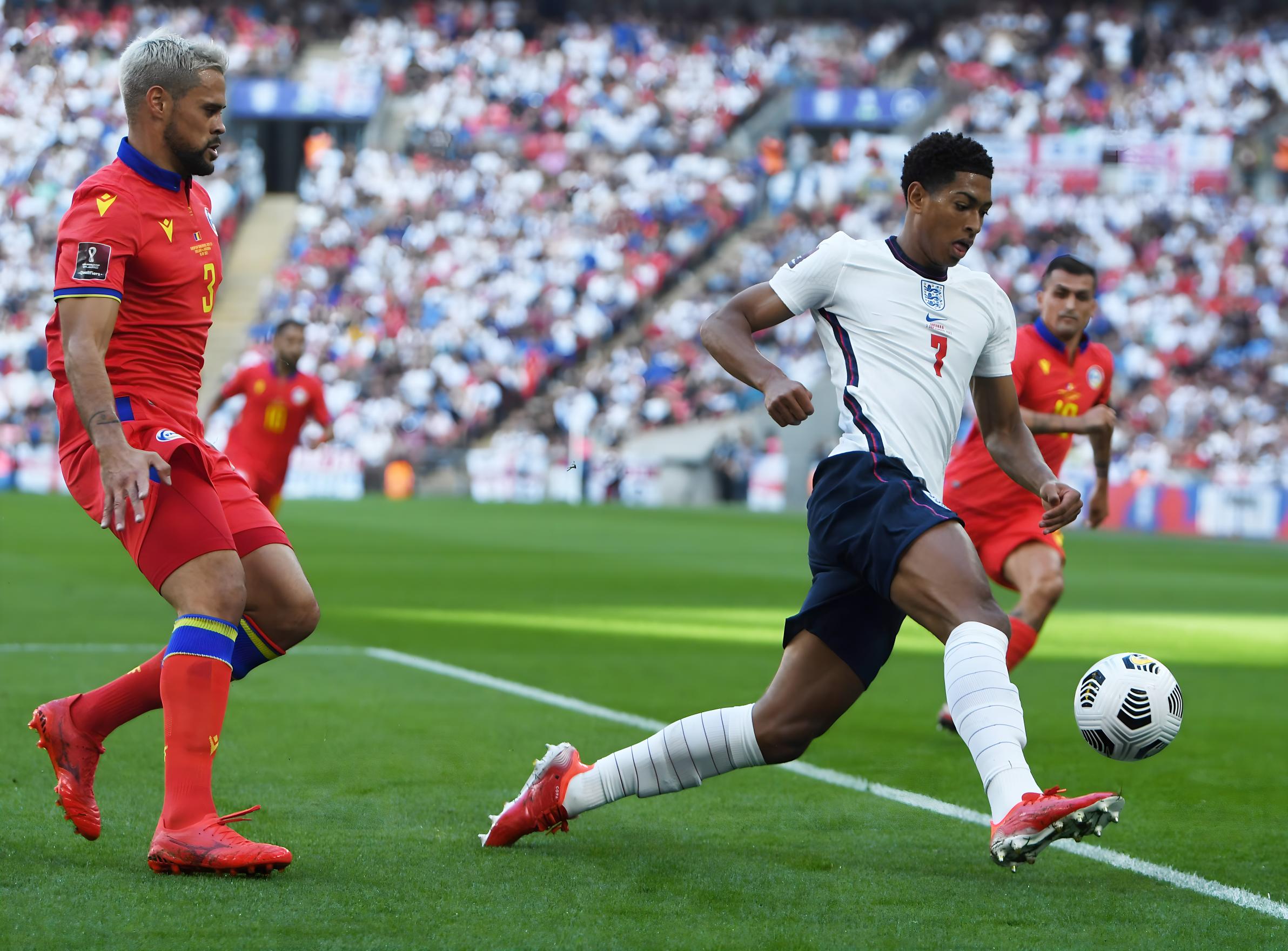 相较之下 相较之下